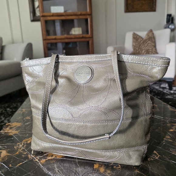 Coach Handbags - Coach Patent Leather Stitched C Tote Shoulder Bag Purse F15142 13 x 9.5 Green